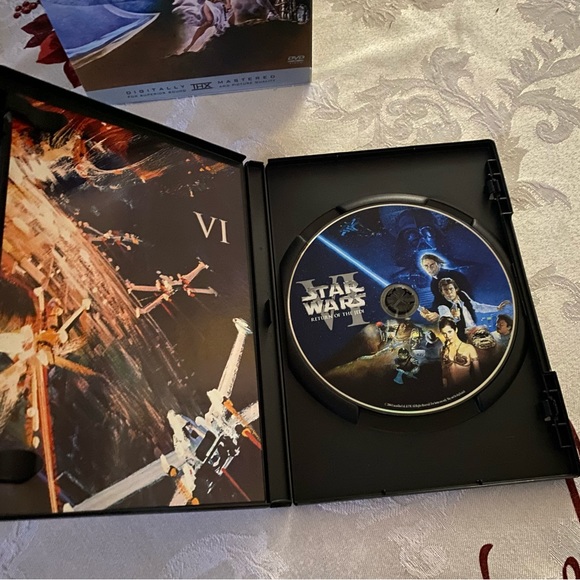 StarWarsDVDs🔥 7/$10 Bundles🔥 - Picture 6 of 11